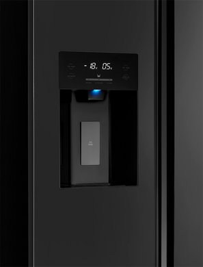 Холодильник з морозильною камерою Concept titania la7691ds